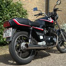 Suzuki GS450E