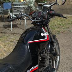 Suzuki GS450E