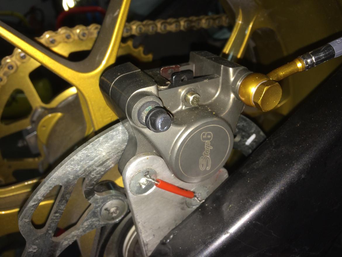 Yamaha R6 billede 17