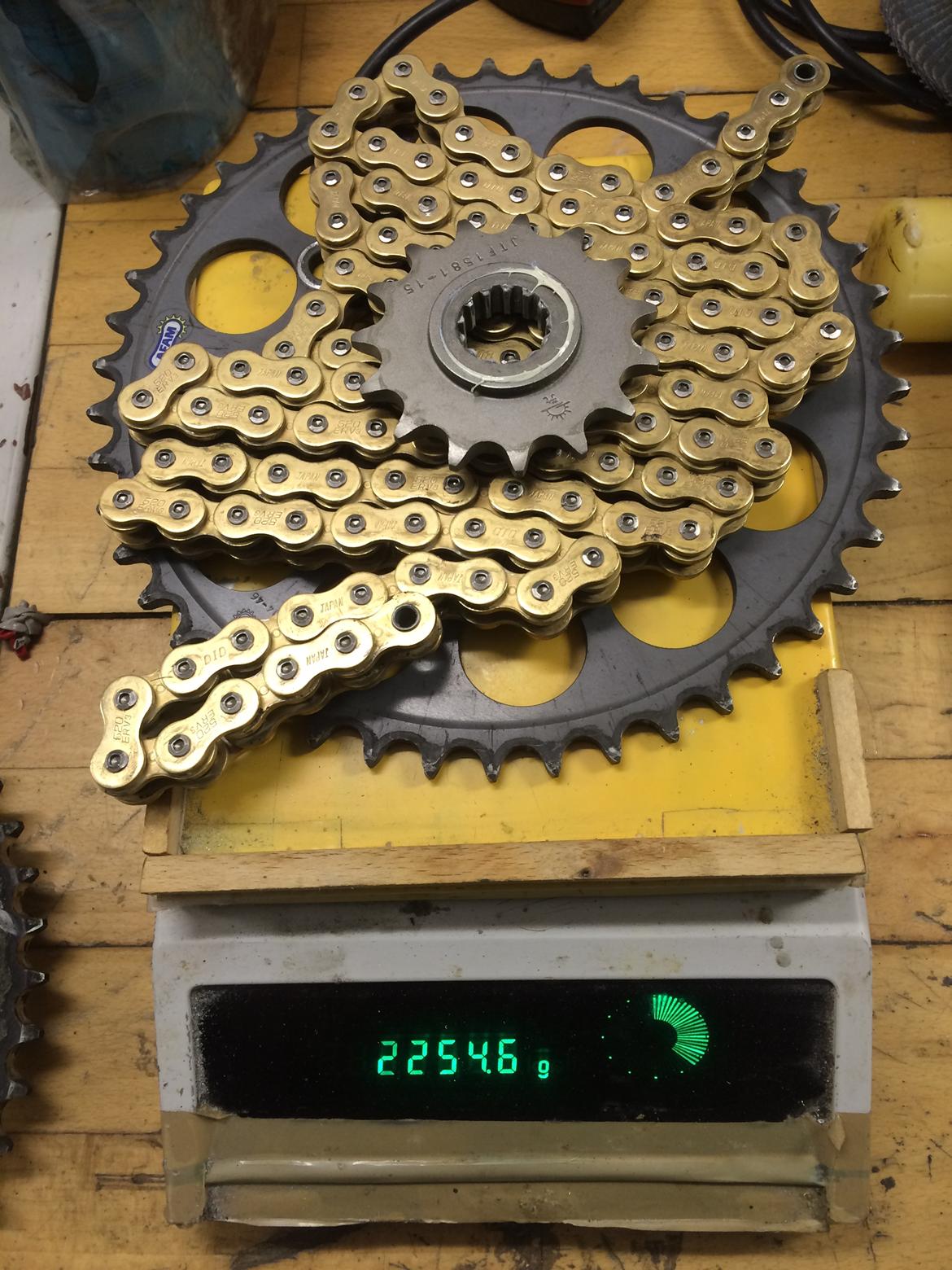 Yamaha R6 billede 23