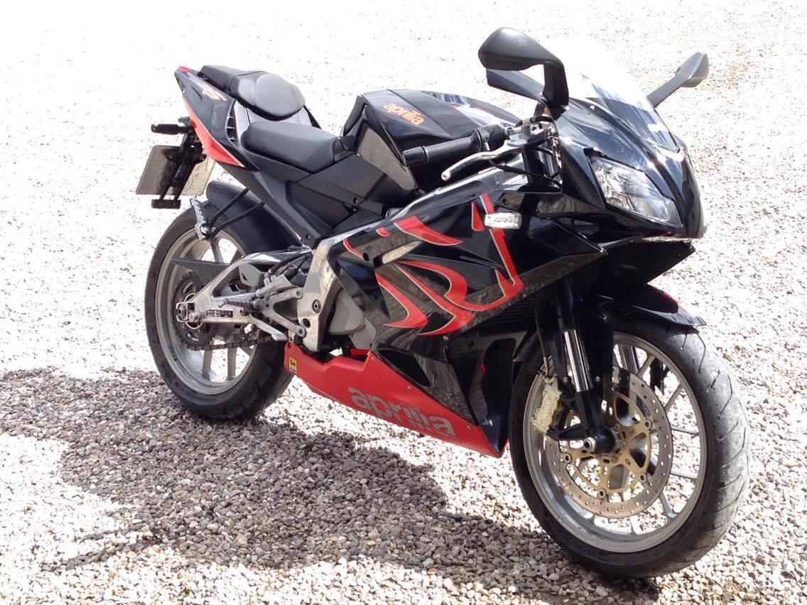 Aprilia rs 125 SOLGT billede 3