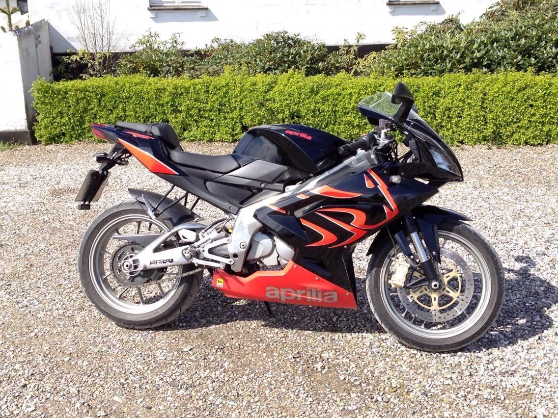 Aprilia rs 125 SOLGT billede 5