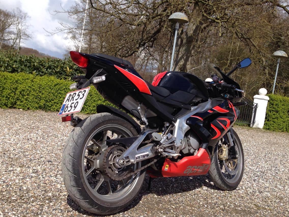 Aprilia rs 125 SOLGT billede 8