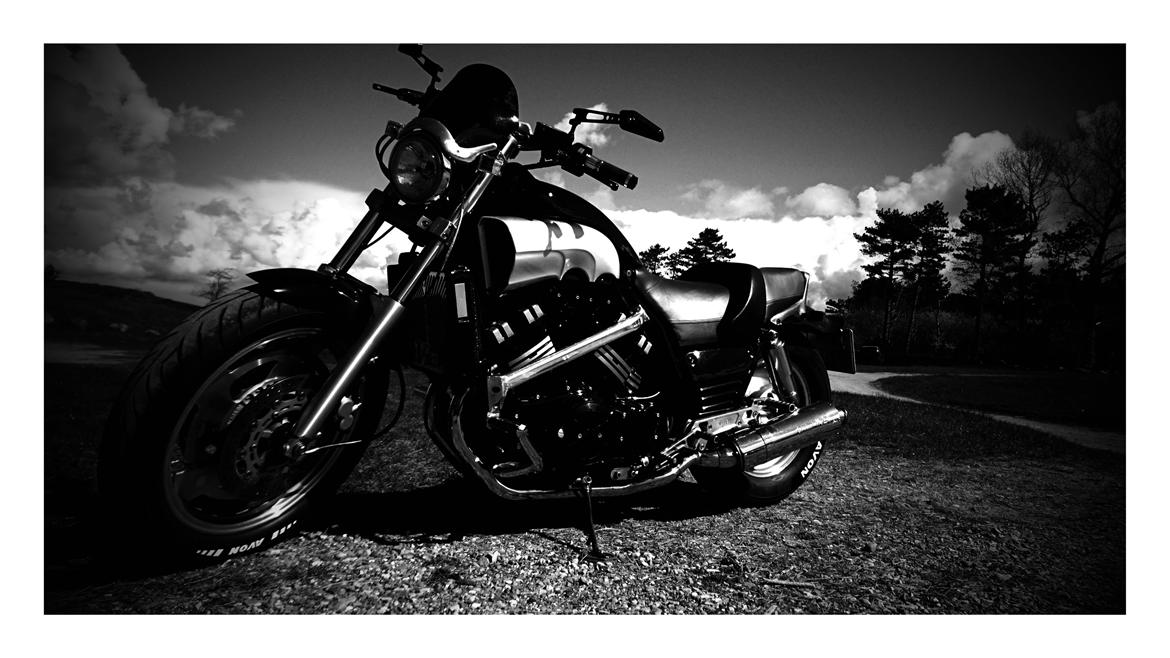 Yamaha Vmax billede 1