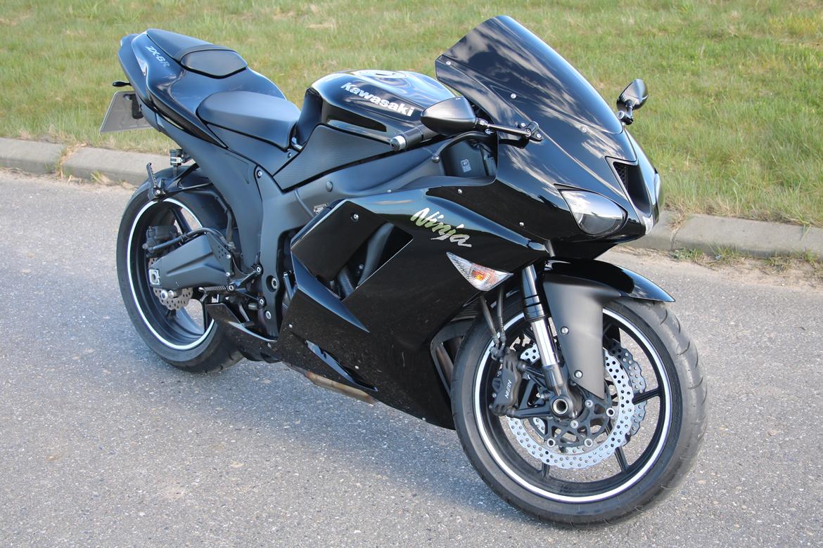 Kawasaki ZX6R billede 1