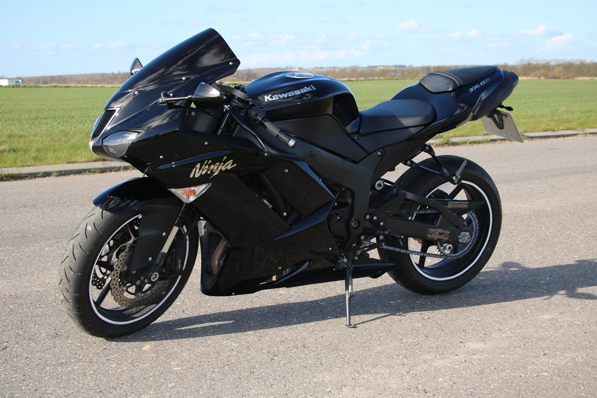 Kawasaki ZX6R billede 8