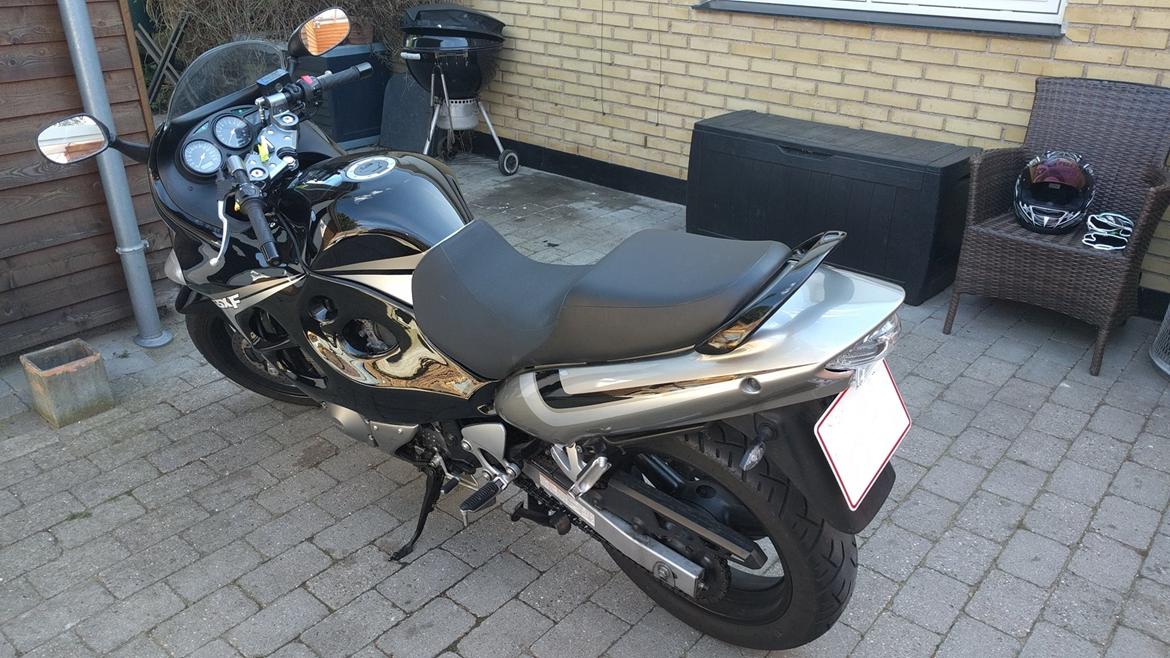 Suzuki Gsx750F billede 2