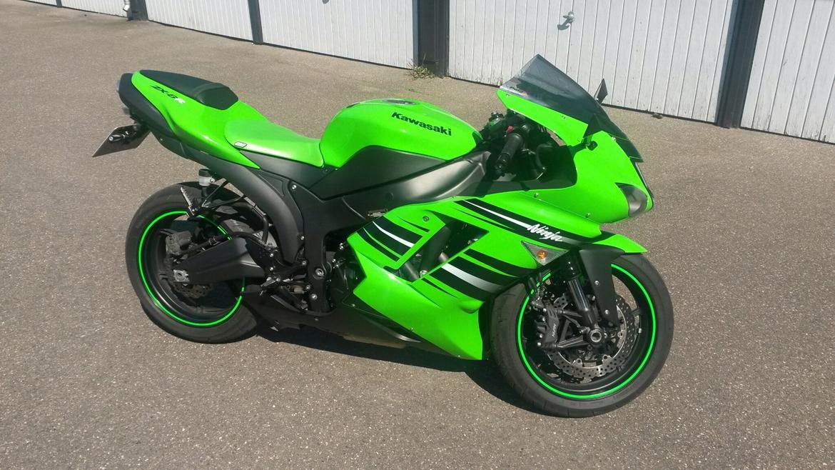 Kawasaki ZX6R billede 6