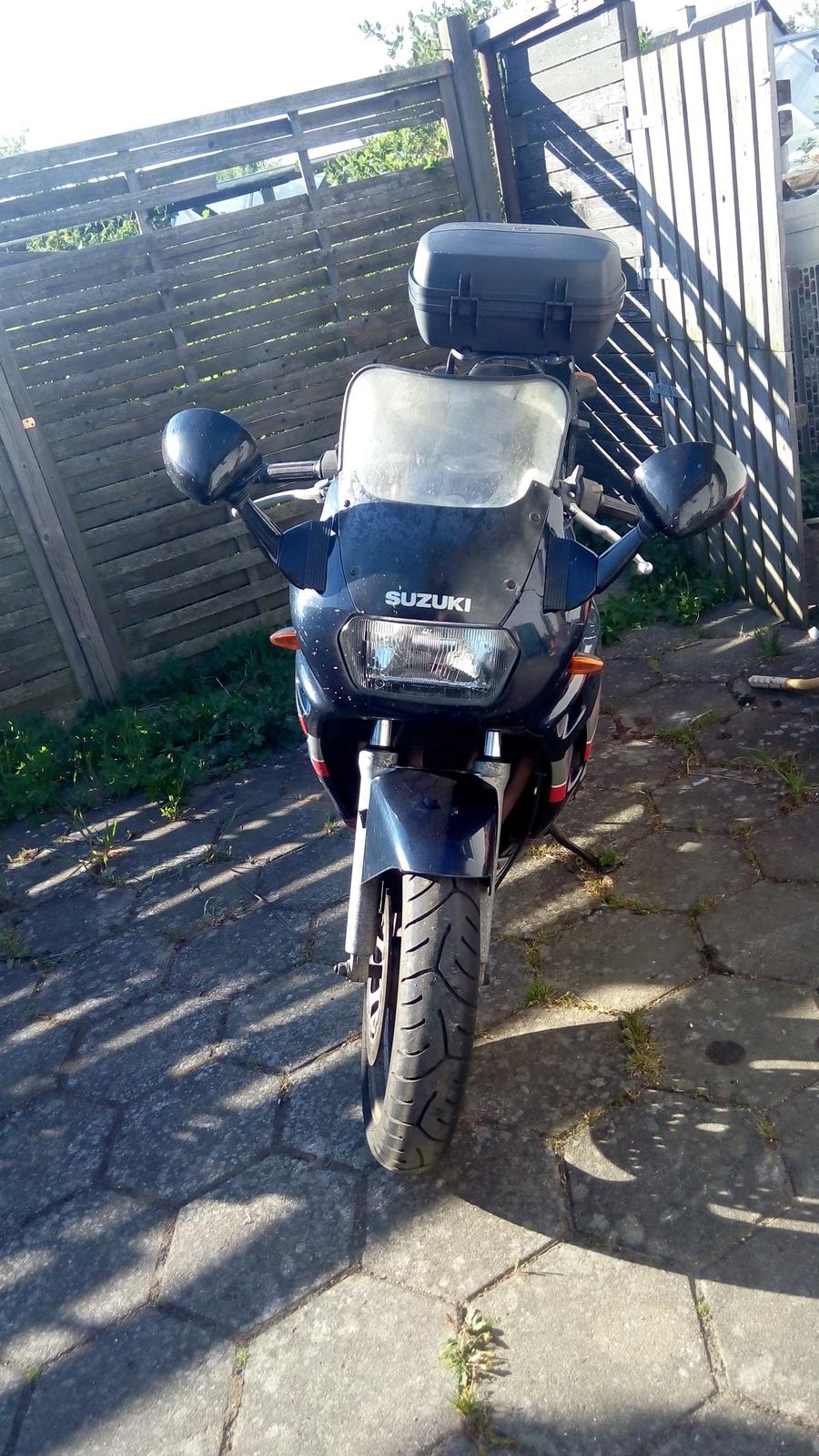 Suzuki GSX F billede 4