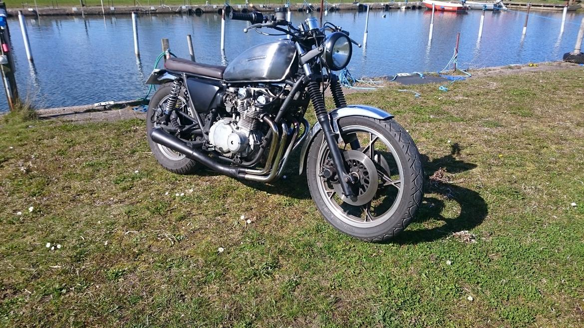 Suzuki GS 550 L  billede 1