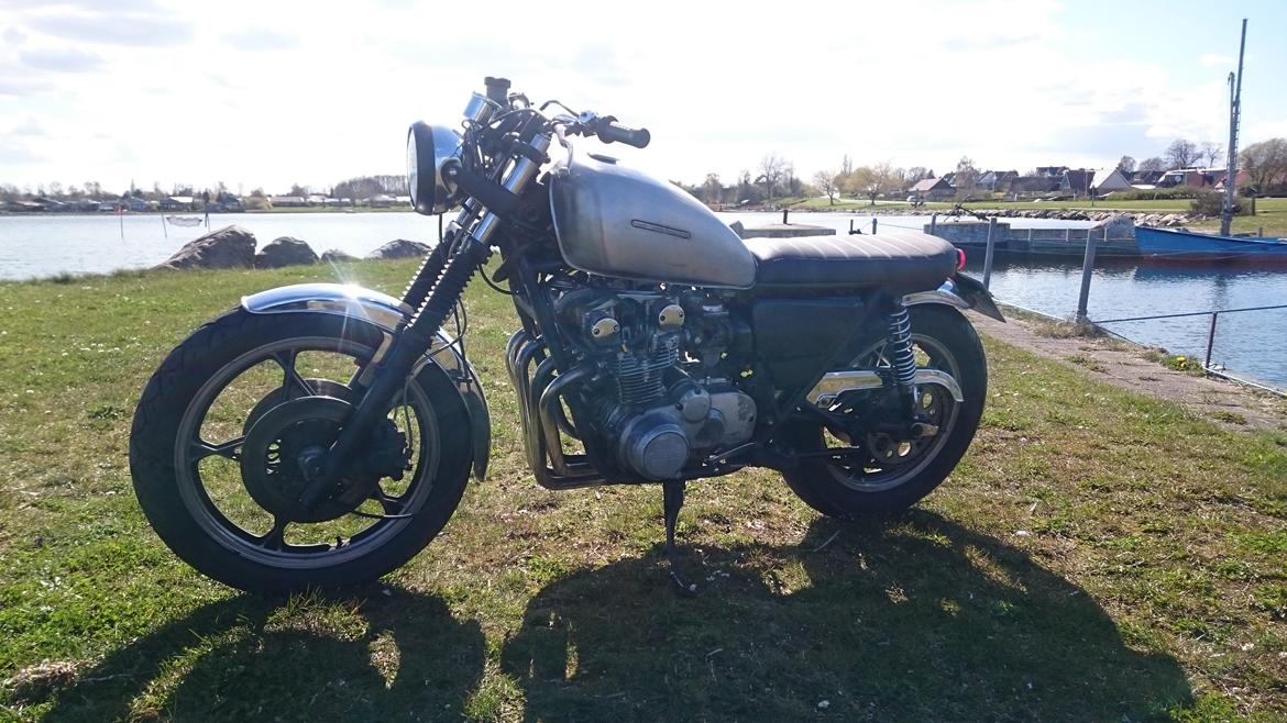 Suzuki GS 550 L  billede 2