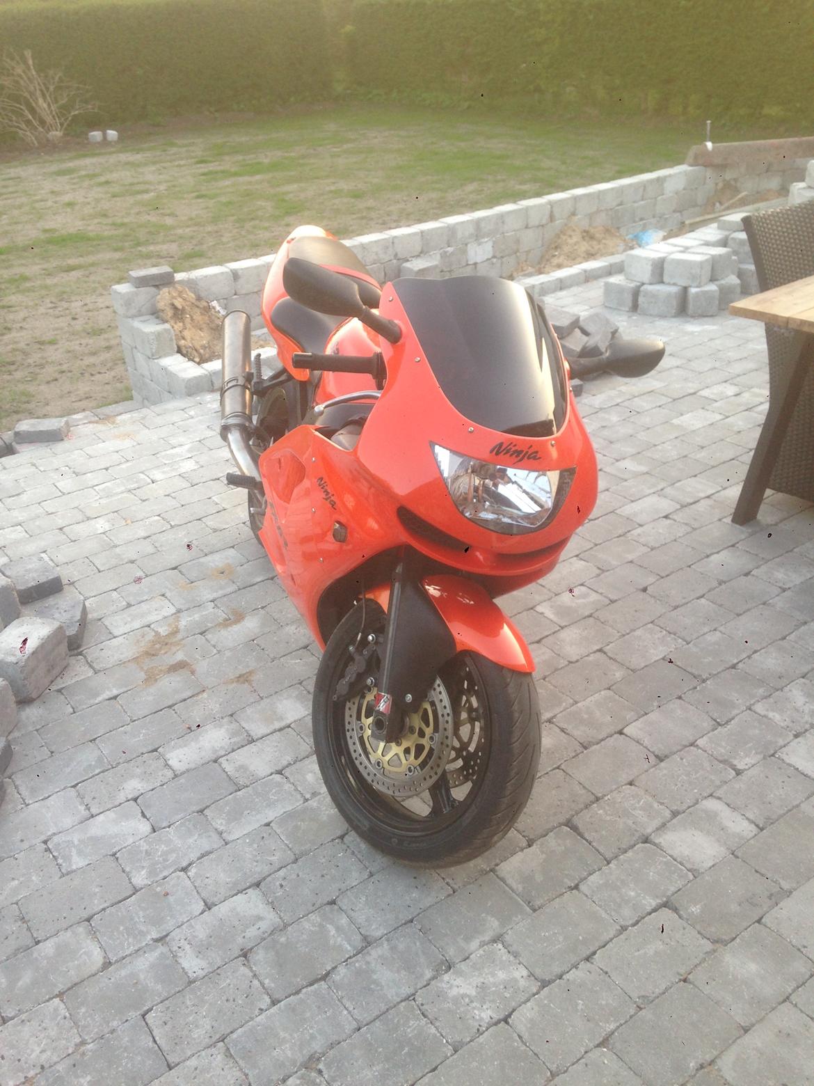 Kawasaki Zx6r billede 1