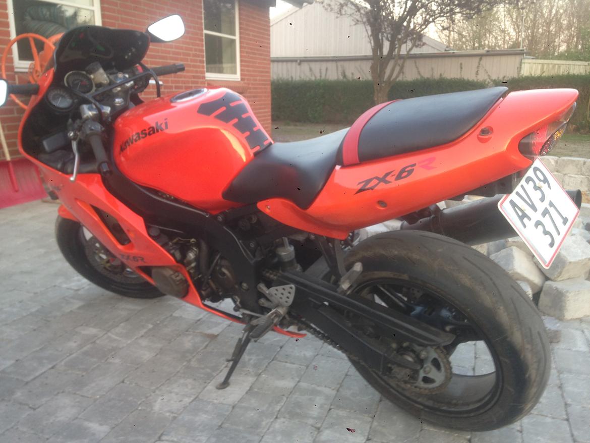 Kawasaki Zx6r billede 4