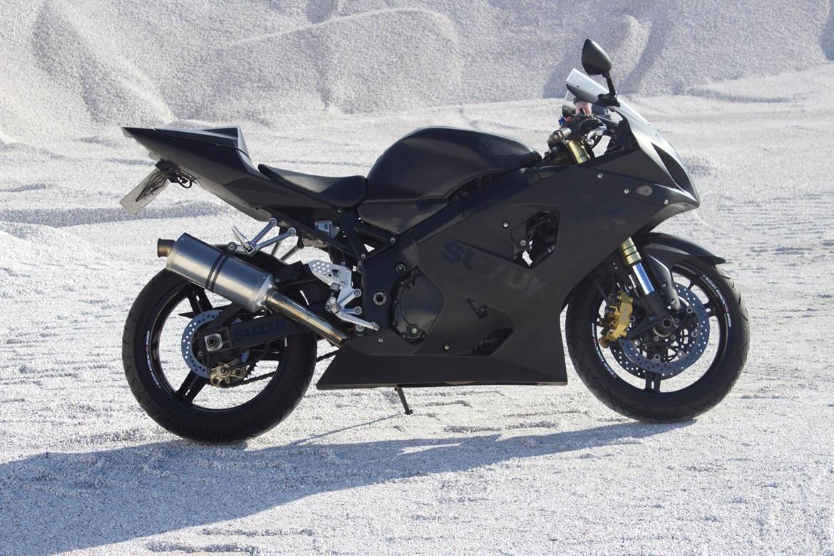 Suzuki GSX-R600 K4 black edition! billede 1