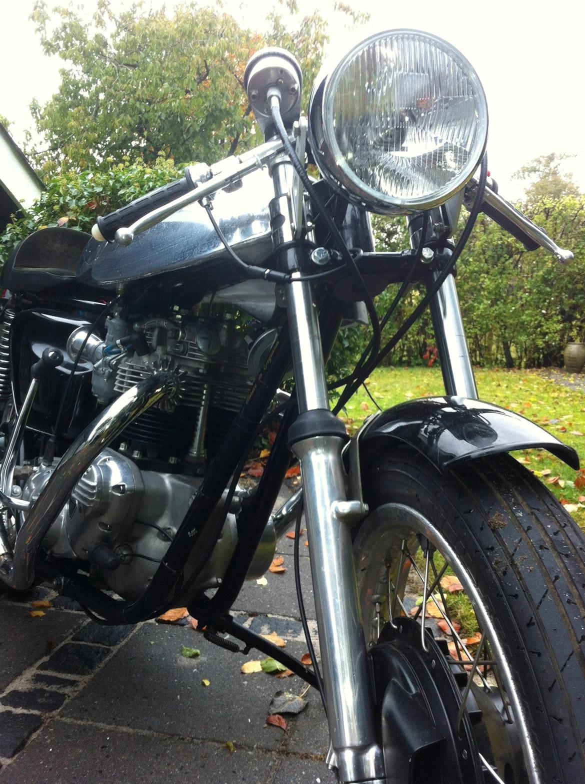 Triumph Bonneville T120R / Cafe Racer (SOLGT) billede 1