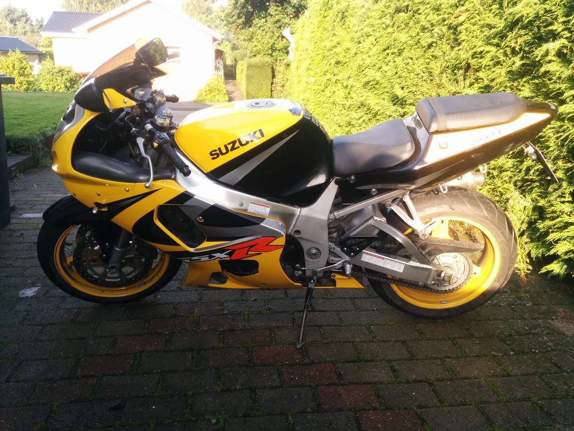 Suzuki GSX-R750 Solgt billede 2