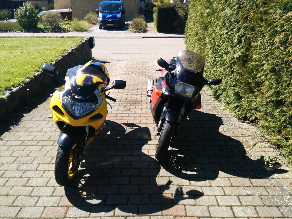Suzuki GSX-R750 Solgt billede 8