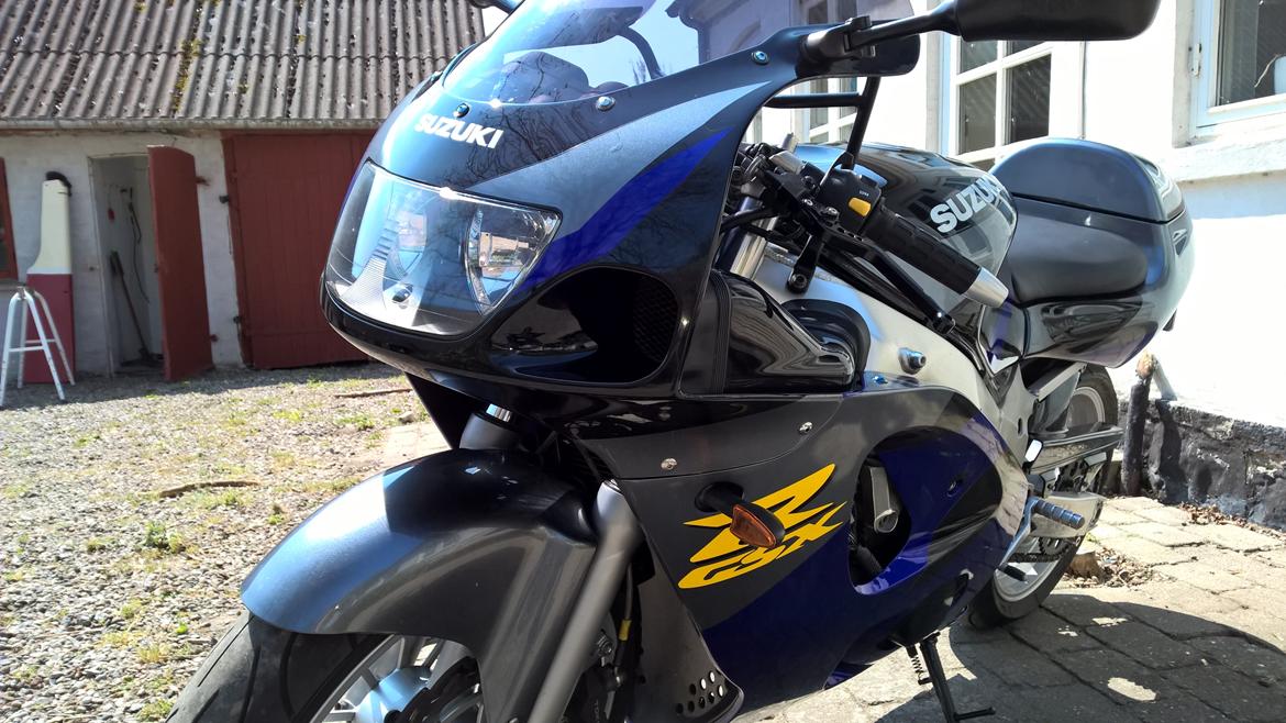 Suzuki GSX-R 600 SRAD [SOLGT] billede 4