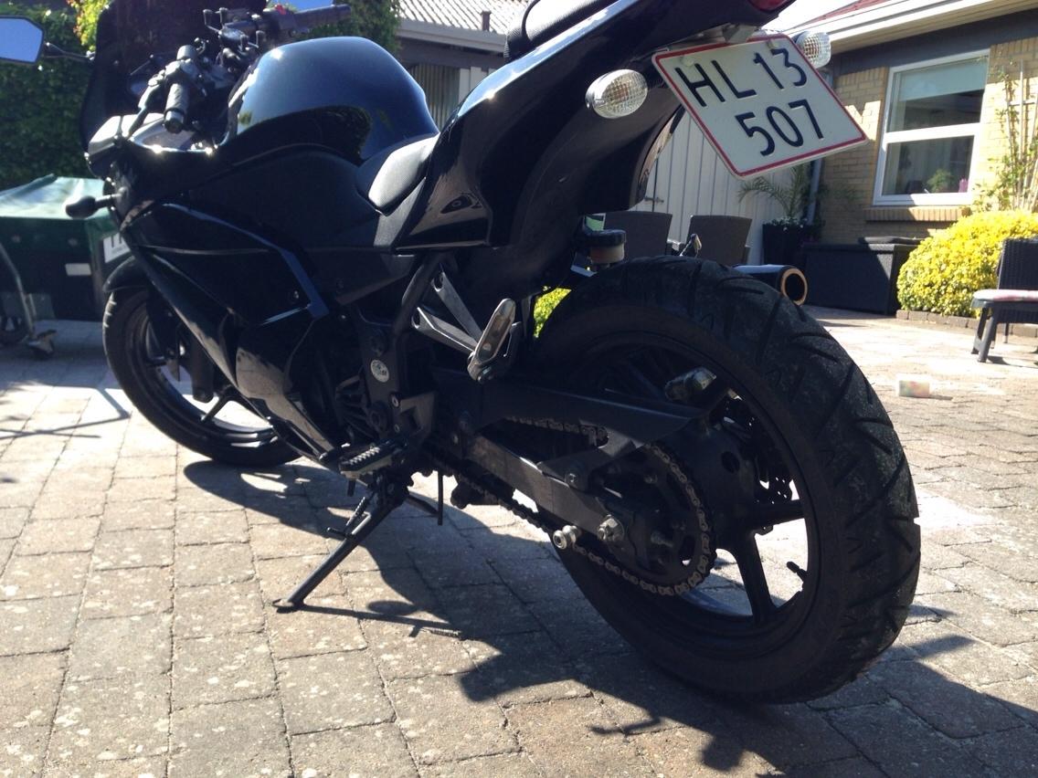 Kawasaki Ninja 250r billede 3