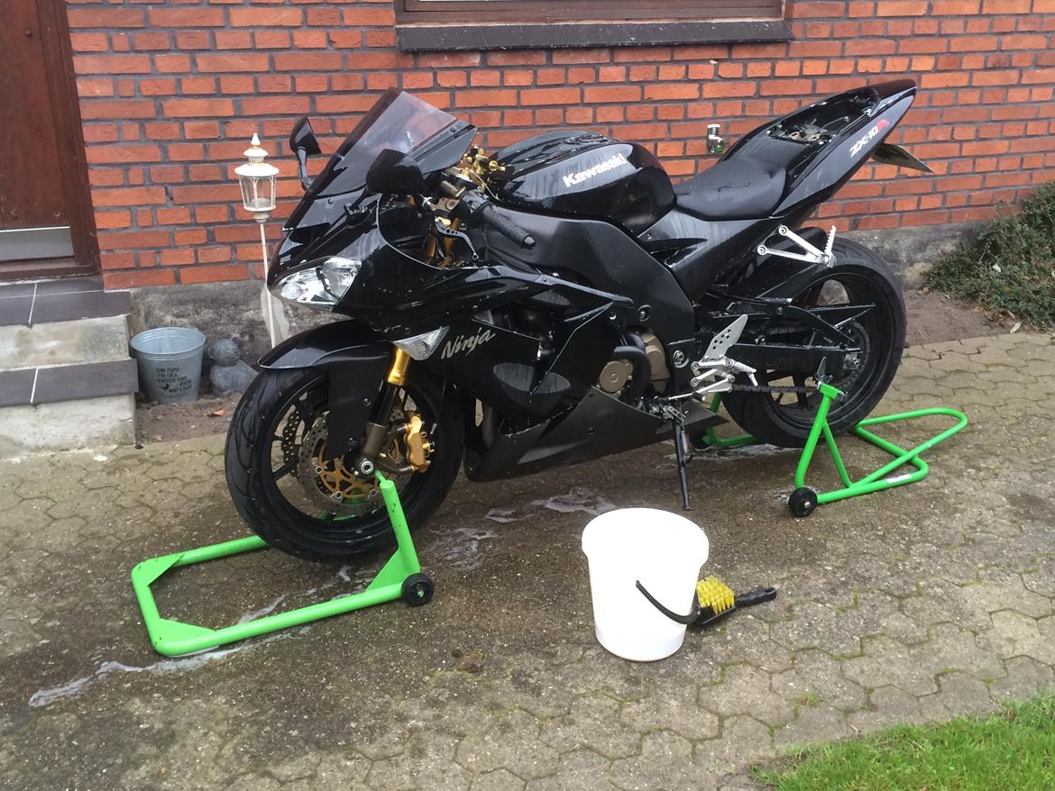 Kawasaki ZX10R billede 8