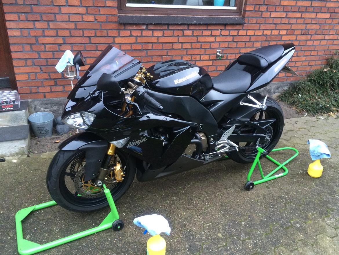 Kawasaki ZX10R billede 7
