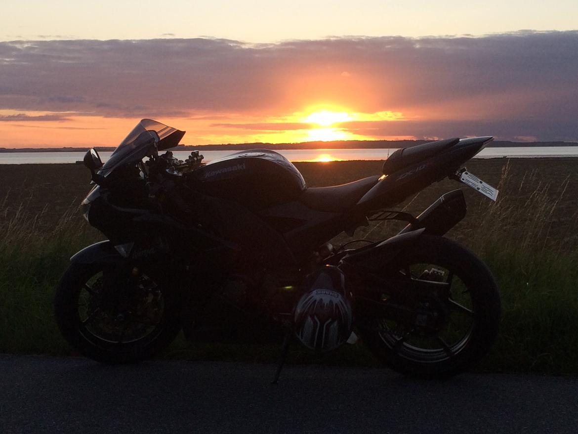 Kawasaki ZX10R billede 1