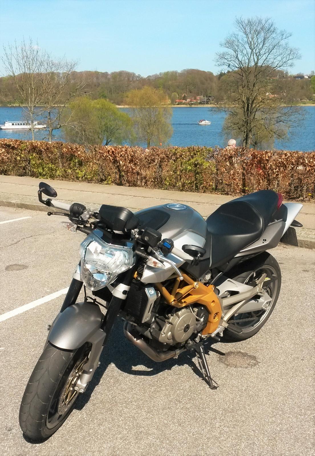 Aprilia shiver - skanderborg sø 2016 billede 5