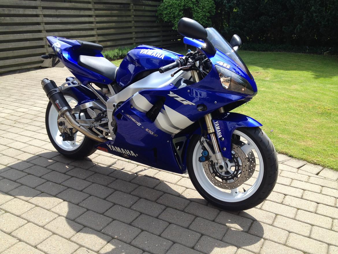 Yamaha YZF R1 billede 6