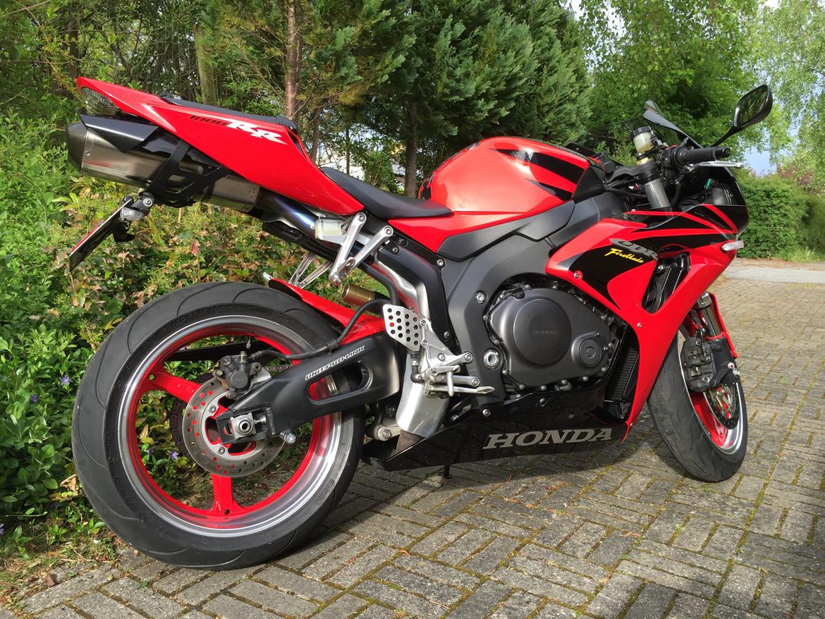 Honda CBR1000RR billede 3
