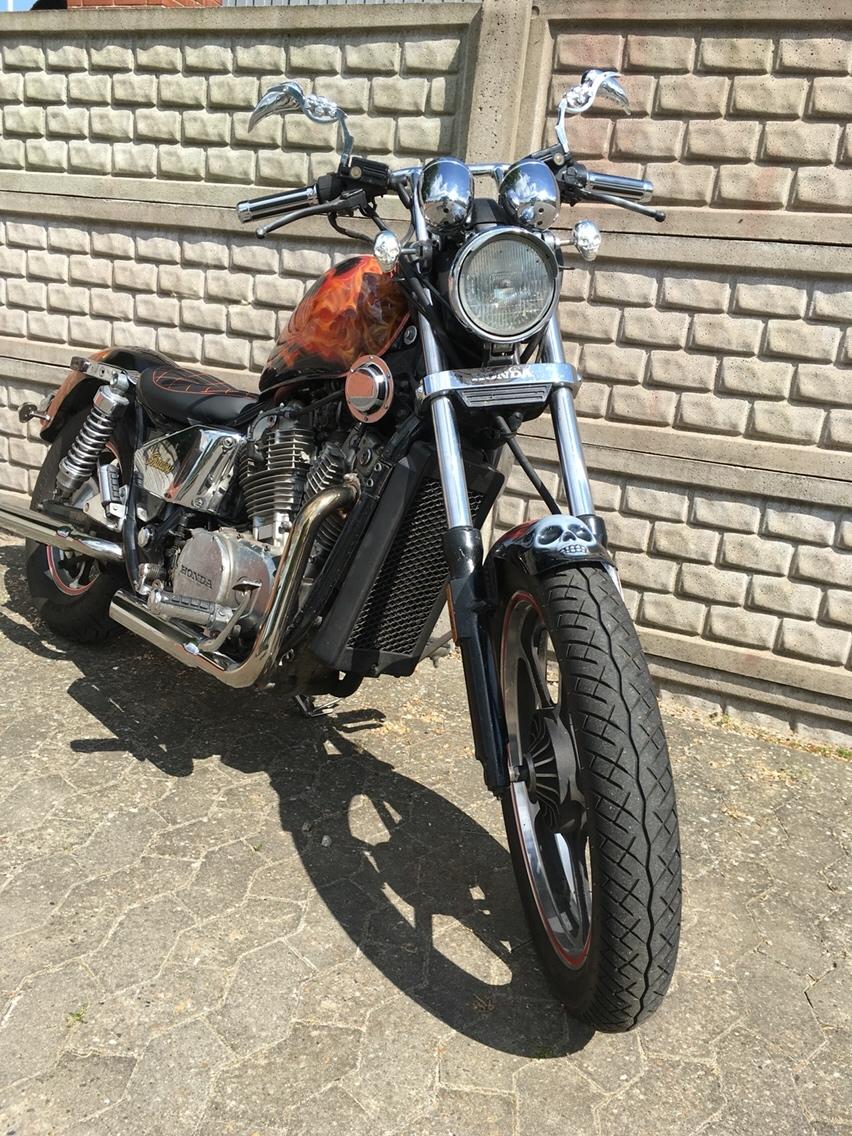 Honda Vt 750 shadow (solgt) billede 6