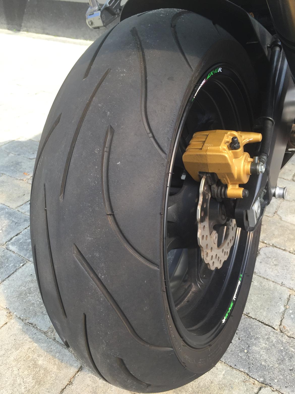 Kawasaki ZX10R billede 18