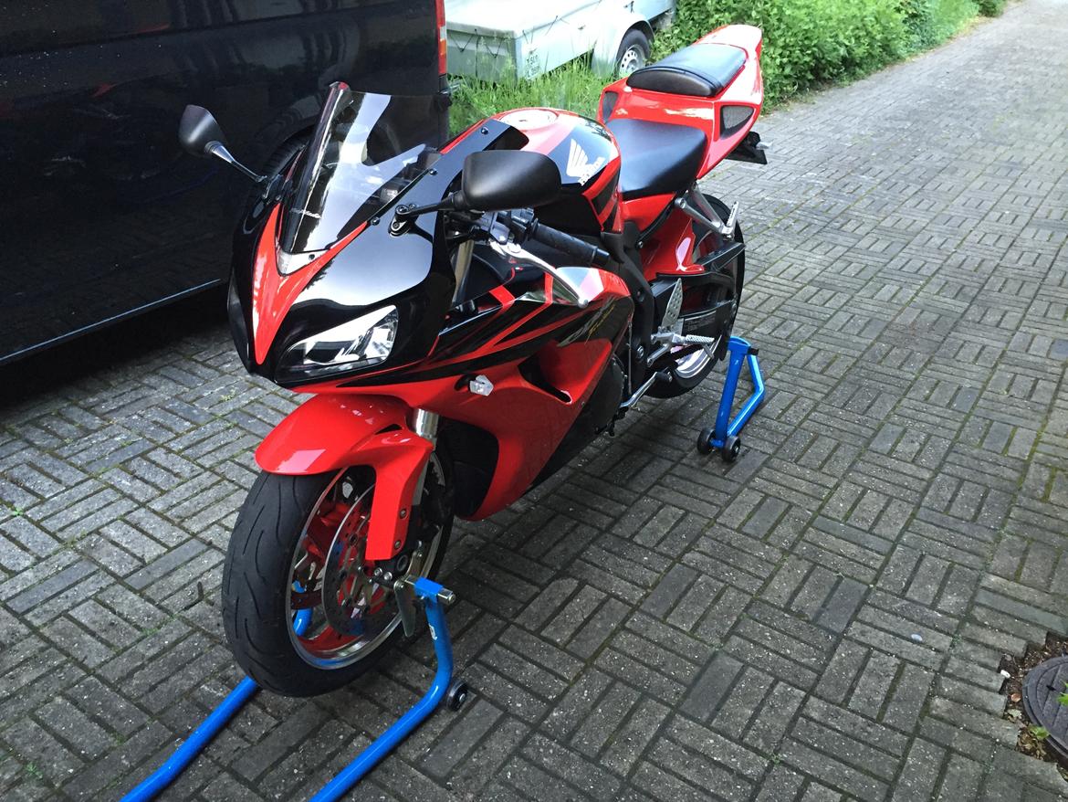 Honda CBR1000RR billede 6
