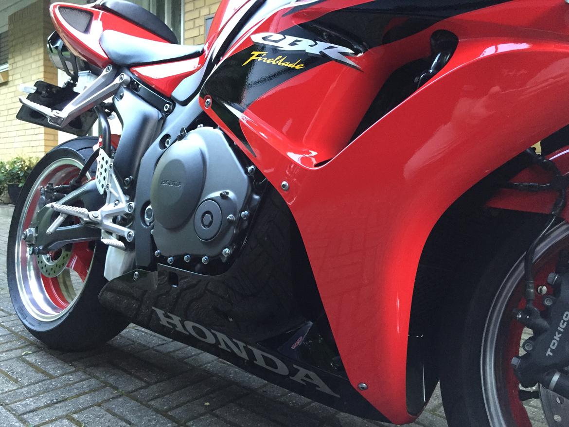 Honda CBR1000RR billede 14