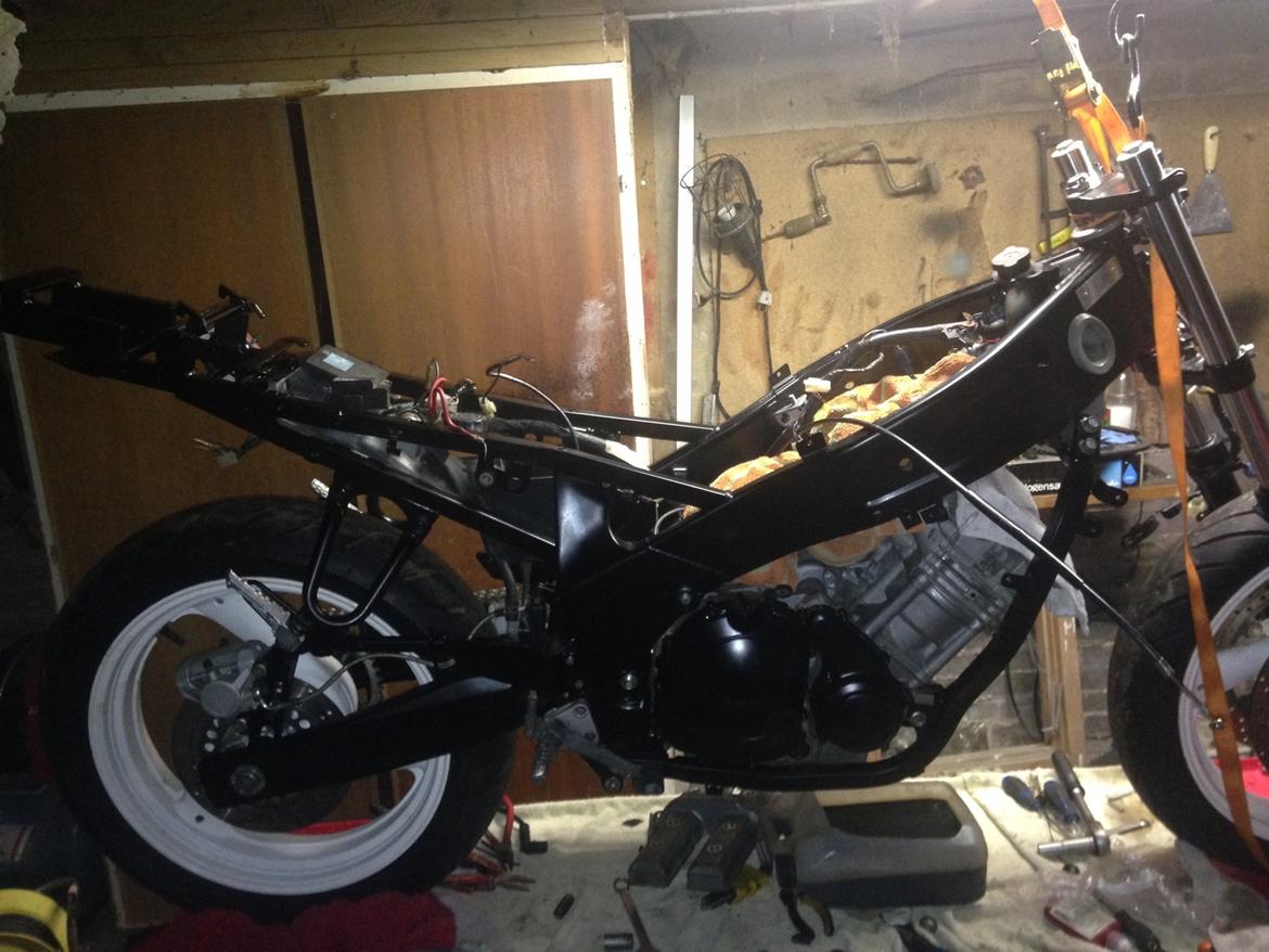 Yamaha fzr 600 R6 billede 18