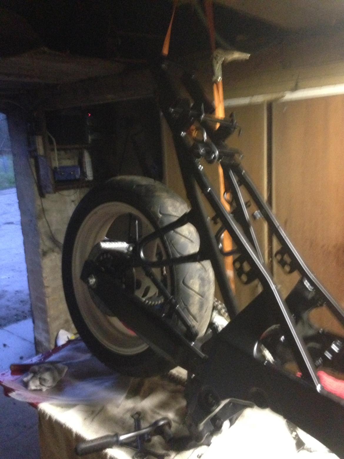 Yamaha fzr 600 R6 billede 16