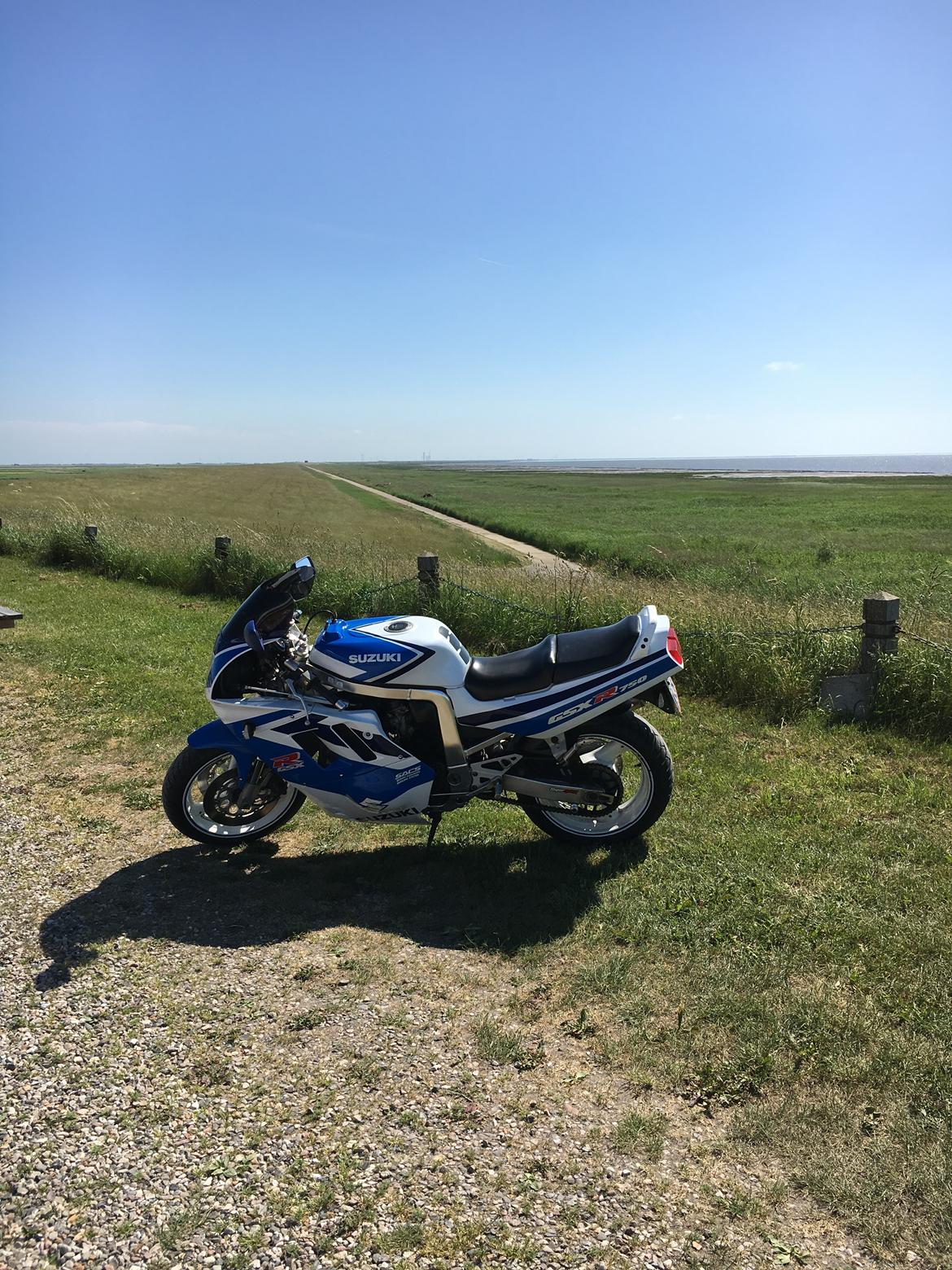 Suzuki GSXR 750 billede 4