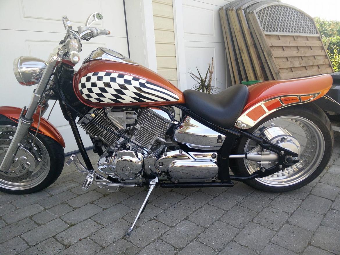 Yamaha xvs 1100ccm Drag-Star billede 1