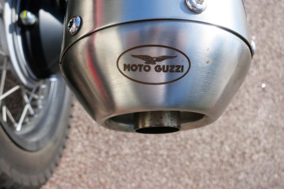 Moto Guzzi V7 II Stornello - Logo. DB-killer er her stadig i. billede 23