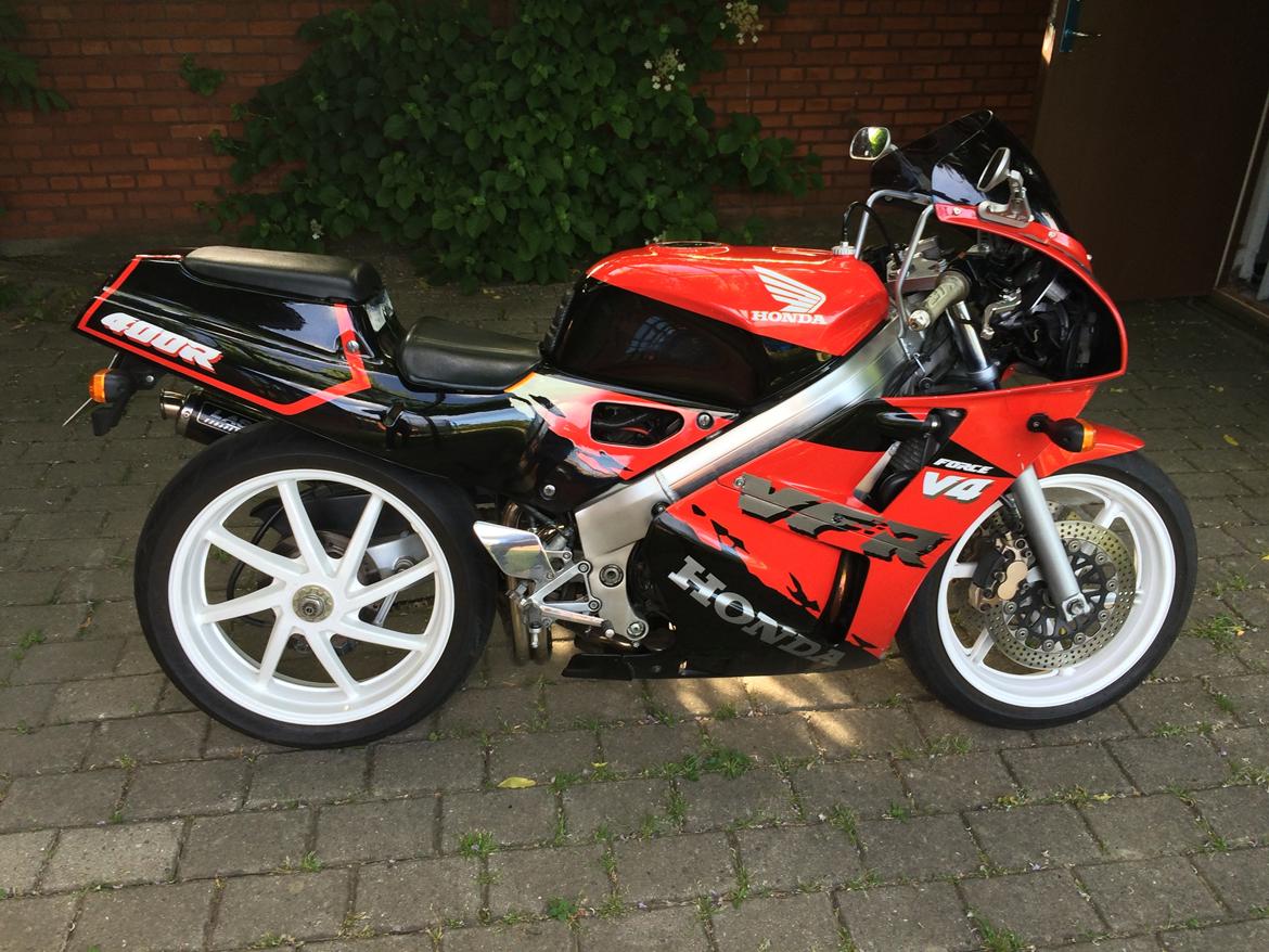 Honda Vfr 400R billede 4