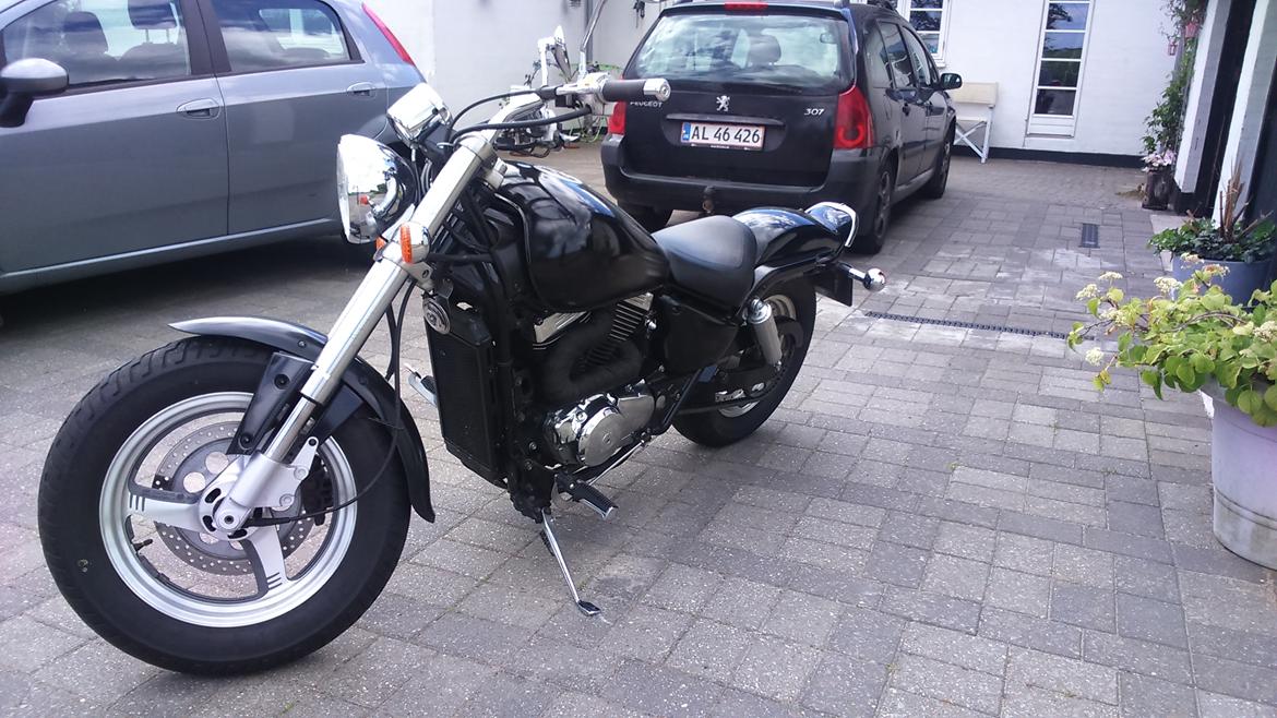 Suzuki Marauder VZ800 billede 1