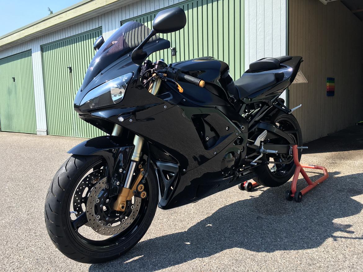 Yamaha R1  billede 21