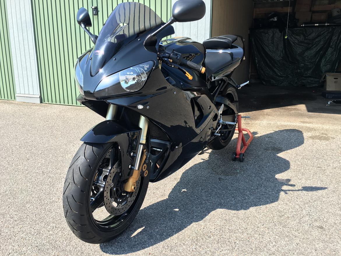 Yamaha R1  billede 22