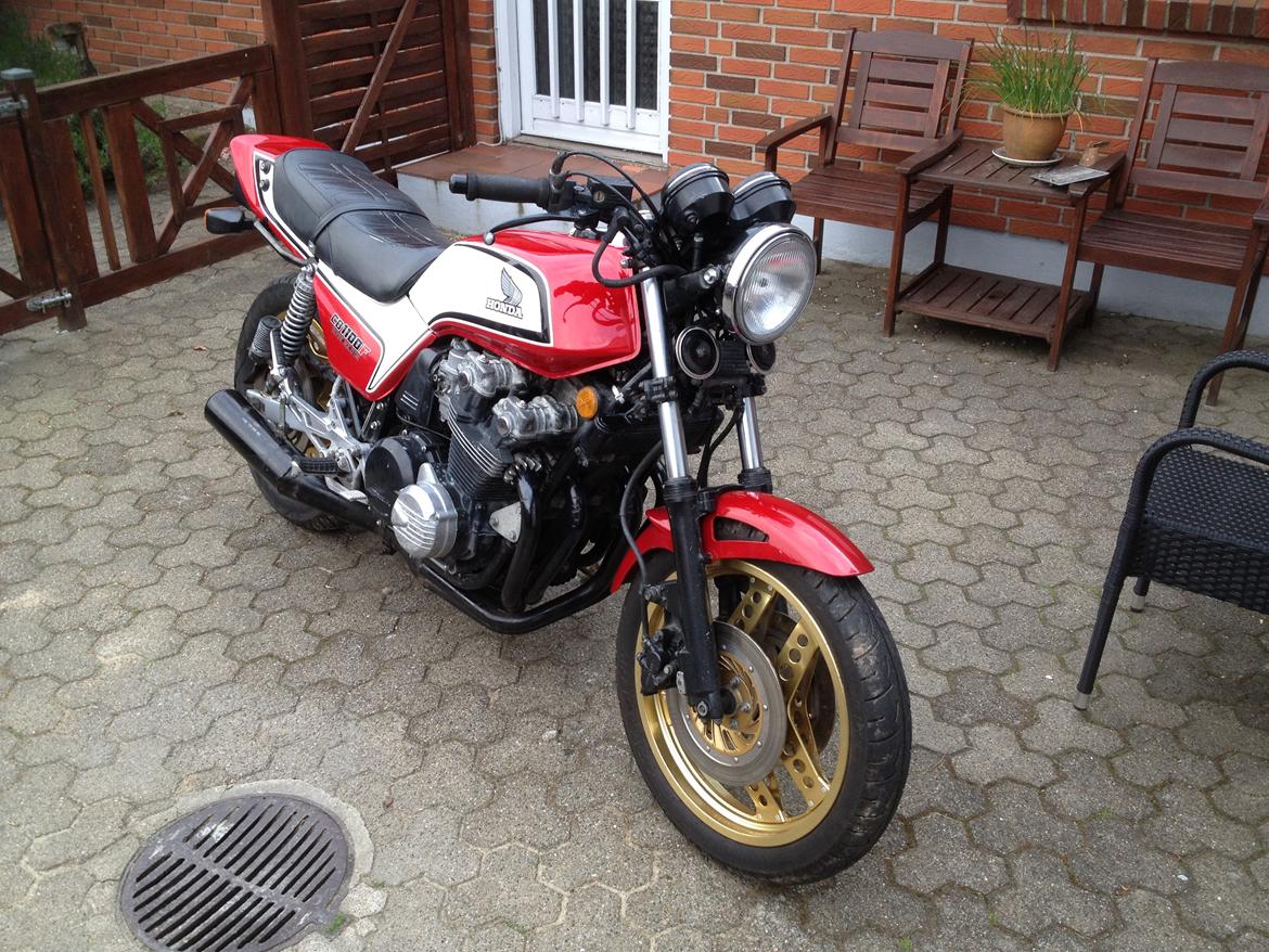 Honda CB1100f billede 1