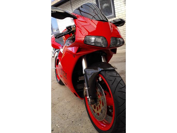 {{currentPhoto.altText}} billede {{currentPhoto.number}}