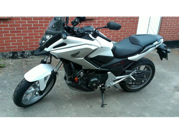 Honda NC 750 XA - venstre side billede 1