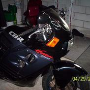 Honda cbr 750 hurricane