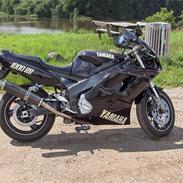 Yamaha FZR 1000 Exup 