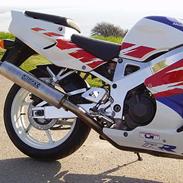 Honda CBR 900 RR (solgt)