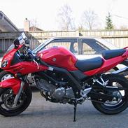 Suzuki sv650s (solgt)