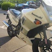 Kawasaki GPX 750 R. SOLGT